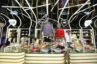 吃瓜群众的鞋店,潮流鞋履的时尚聚集地